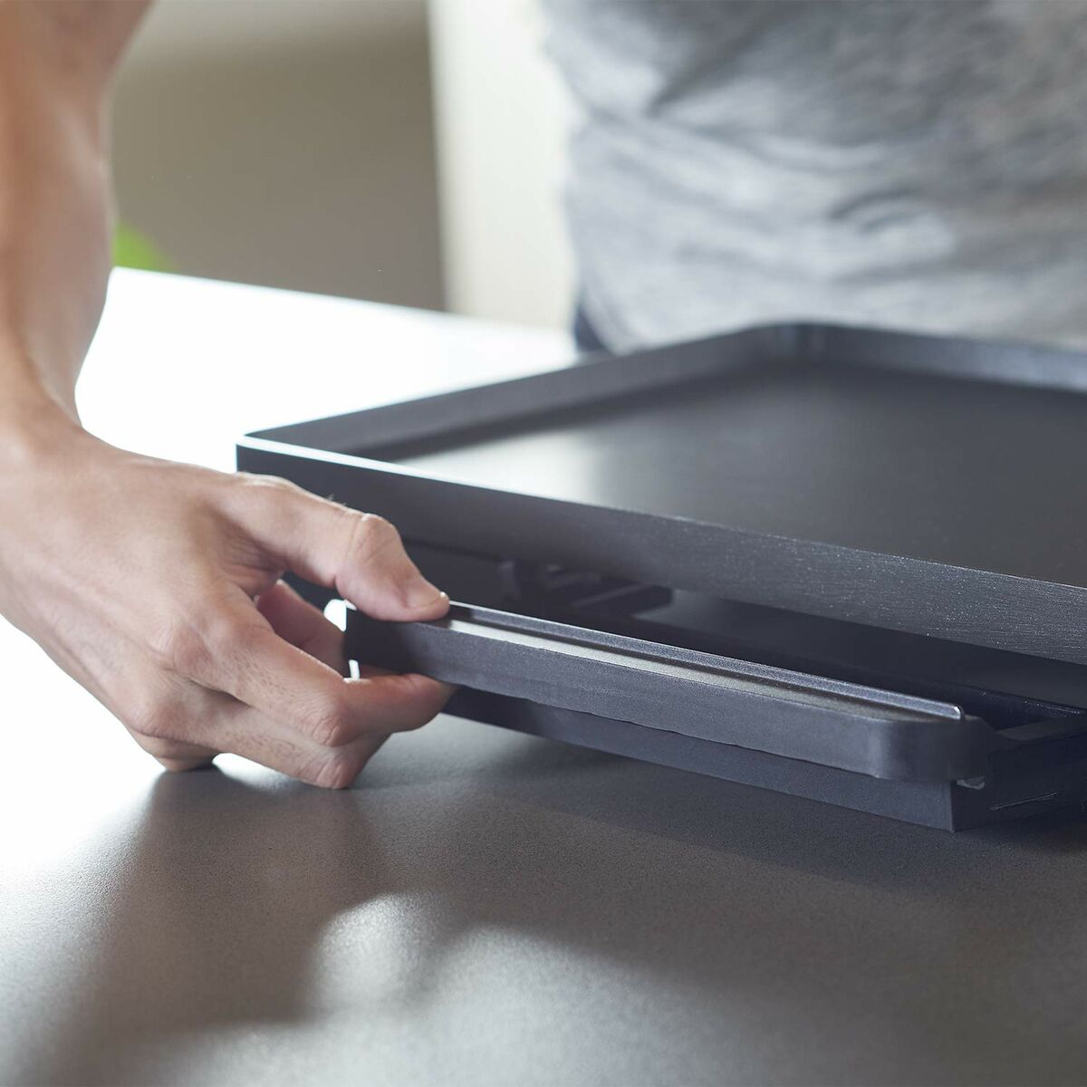 V18H4E13FF0C7EBBC9B03F61DE28BB31F8BAR6614173P5