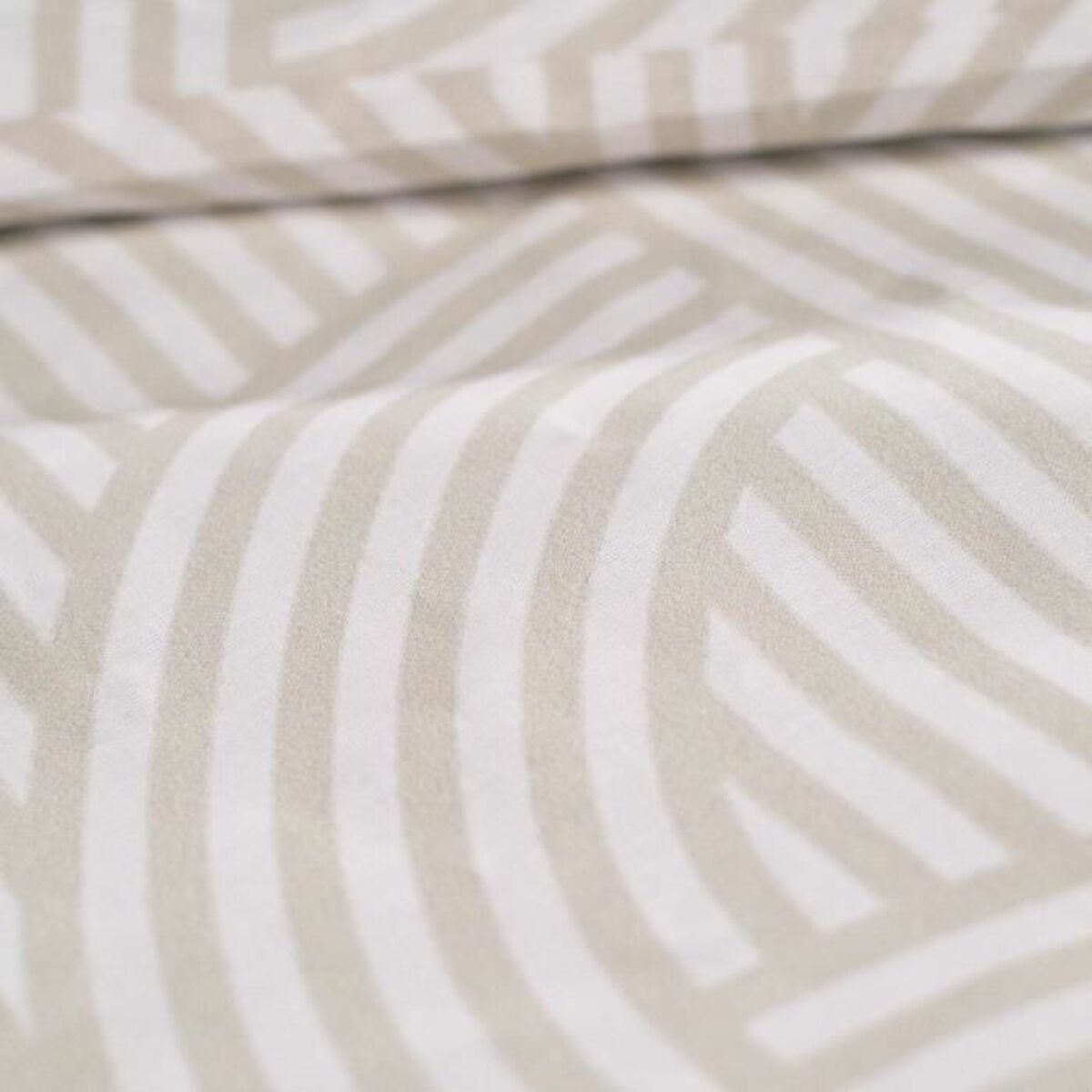 V6H2BF3B70C8DDCD18C47FF1784ED7E04BCR5125197P3